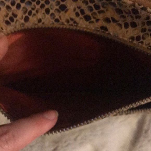 EUC Hobo The Original crossbody purse - Picture 5 of 11